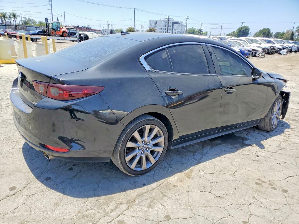 60512956 :رقم المزاد ، 3MZBPADL3KM108897 vin ، 2019 Mazda 3 مزاد بيع