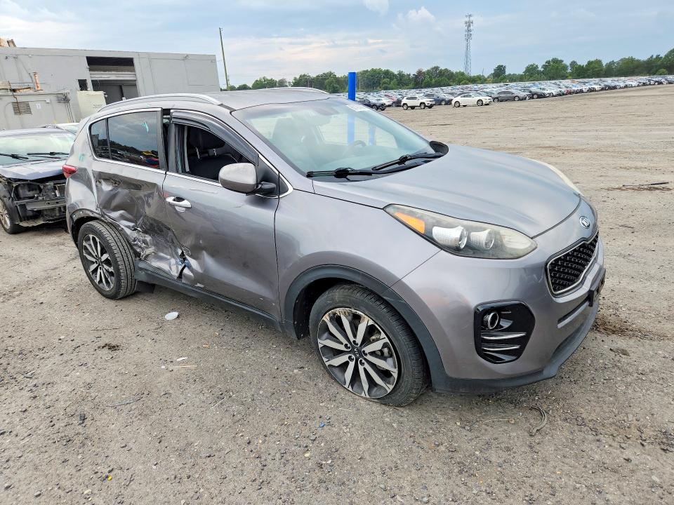 60193986 :رقم المزاد ، KNDPN3AC4H7119750 vin ، 2017 Kia Sportage مزاد بيع