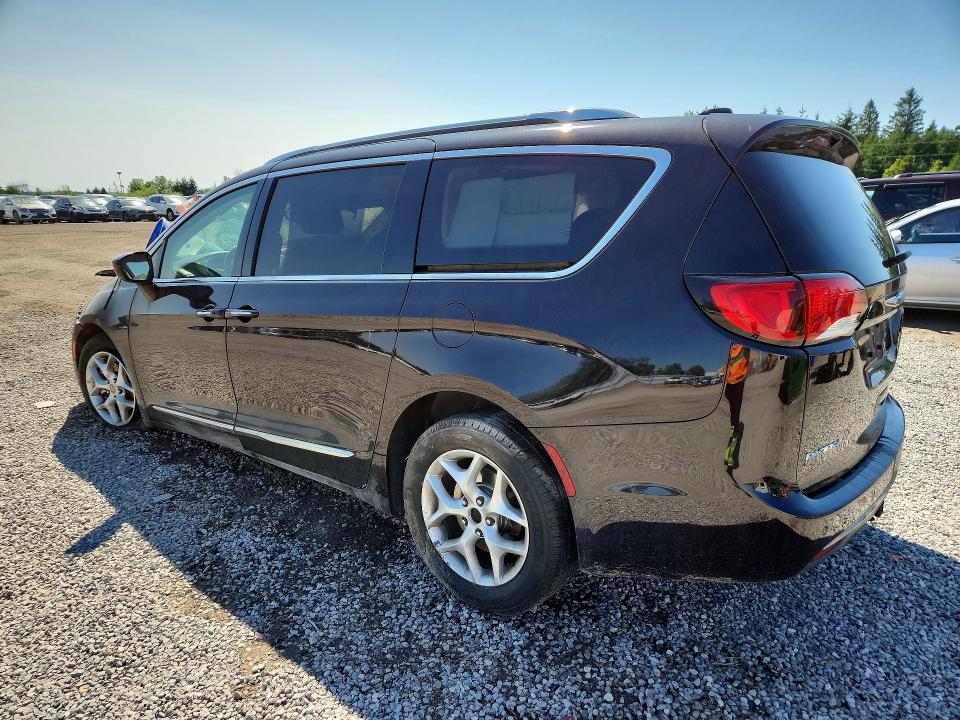 Продаж на аукціоні авто 2018 Chrysler Pacifica, vin: 2C4RC1EG7JR204716, номер лоту: 61913836