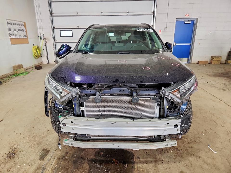 61286806 :رقم المزاد ، JTMP1RFV3KD029037 vin ، 2019 Toyota Rav4 مزاد بيع