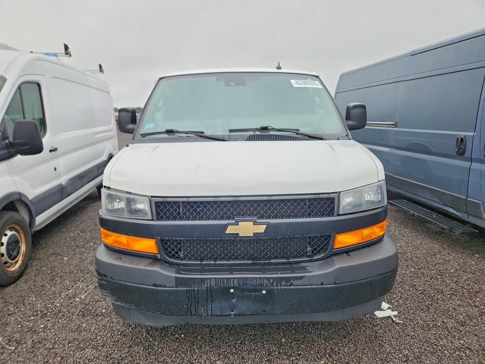 2021 Chevrolet Express G2500 მანქანა იყიდება აუქციონზე, vin: 1GCWGAFP5M1302125, აუქციონის ნომერი: 63389326