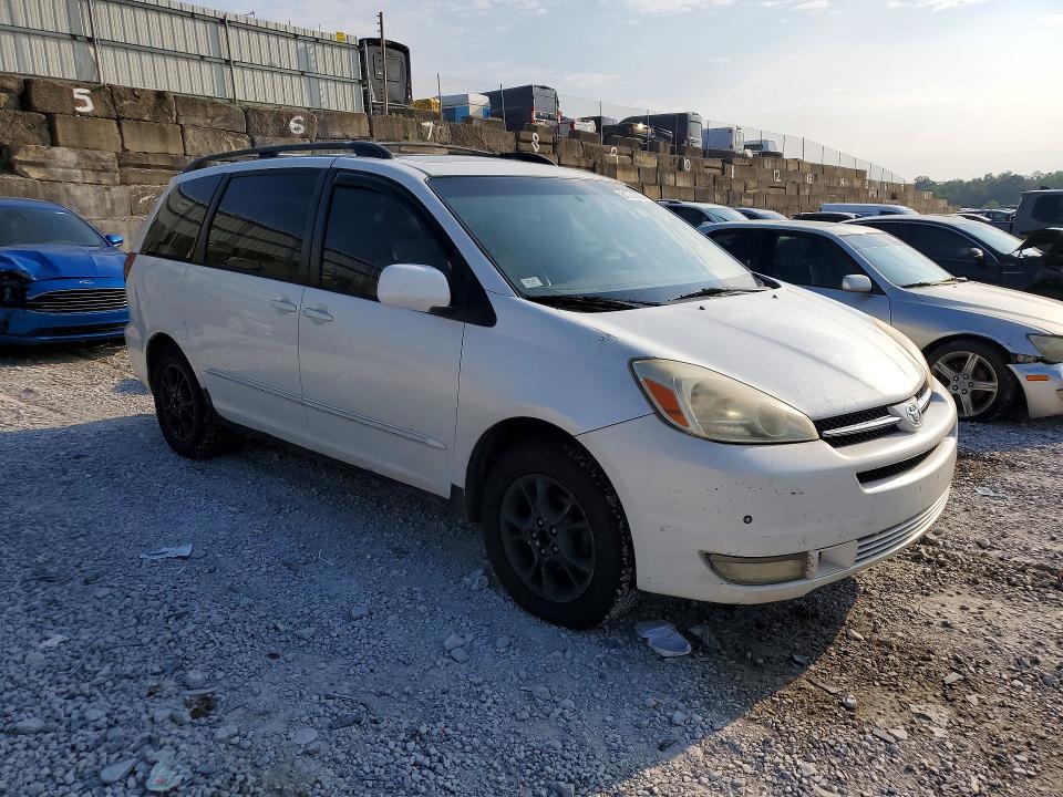 2005 Toyota Sienna მანქანა იყიდება აუქციონზე, vin: 5TDZA22C35S342523, აუქციონის ნომერი: 61721336