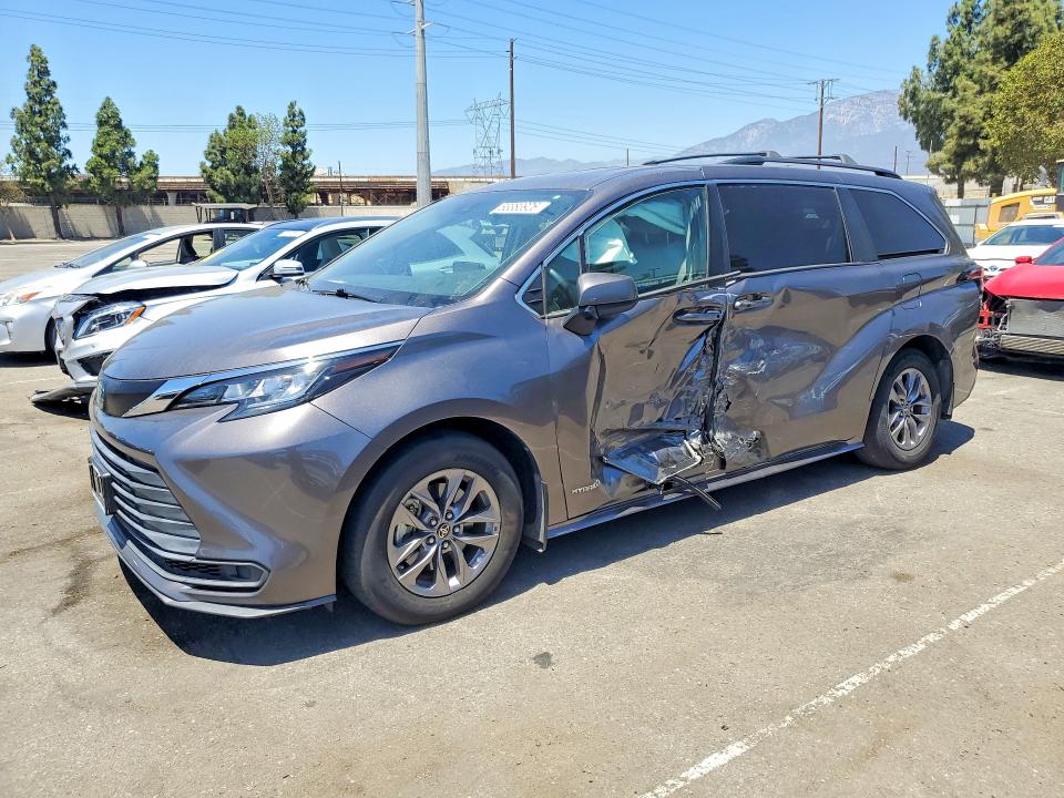 Aukcja sprzedaży 2021 Toyota Sienna, vin: 5TDKRKEC7MS039152, numer aukcji: 63383926