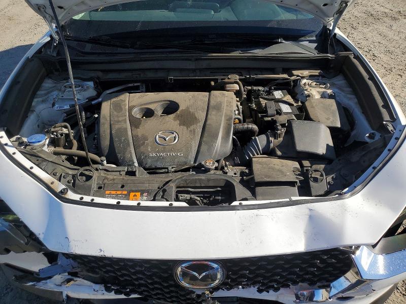 61880126 :رقم المزاد ، 3MVDMBCL4NM435887 vin ، 2022 Mazda Cx-30 مزاد بيع