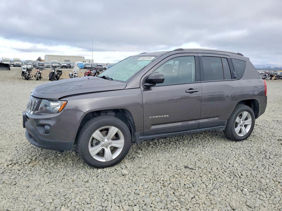 2016 Jeep Compass მანქანა იყიდება აუქციონზე, vin: 1C4NJDBB9GD506261, აუქციონის ნომერი: 61025186