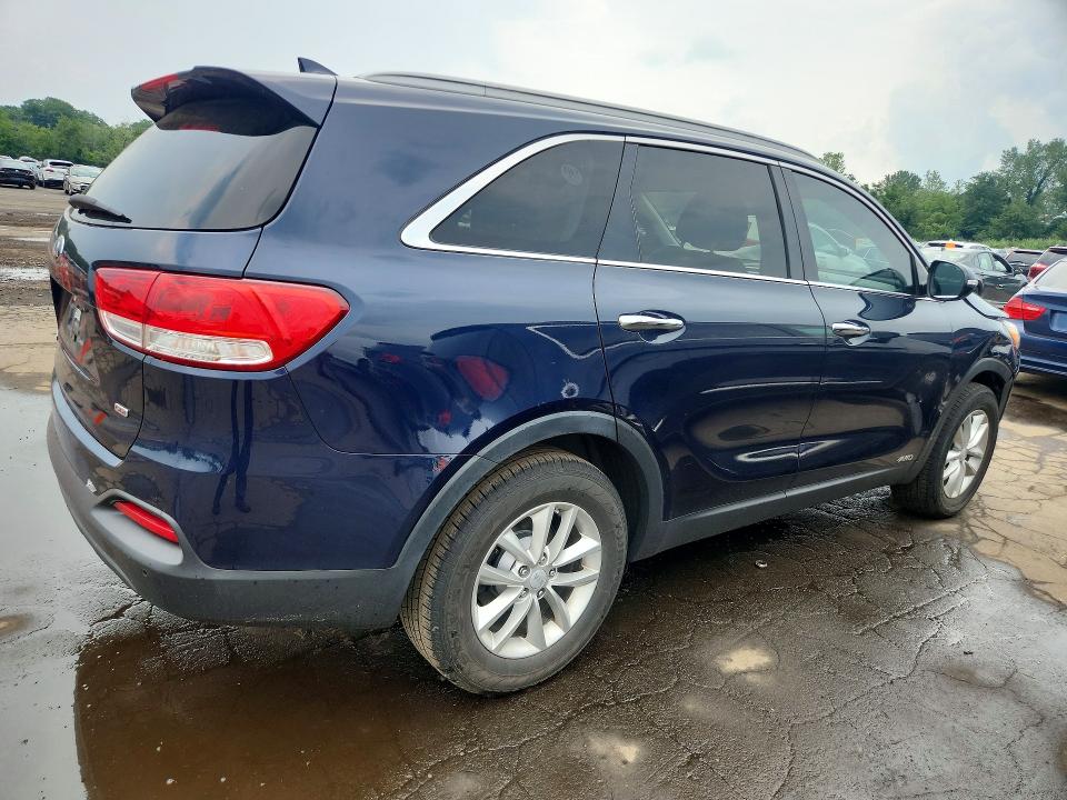 2016 Kia Sorento მანქანა იყიდება აუქციონზე, vin: 5XYPGDA30GG178781, აუქციონის ნომერი: 62611476
