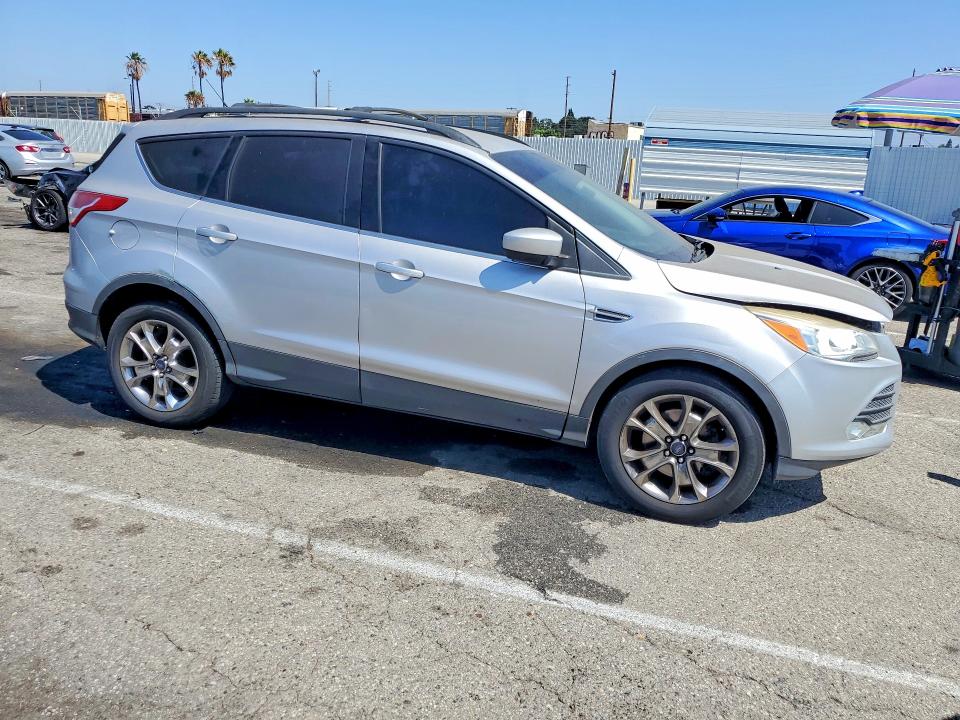 63252106 :رقم المزاد ، 1FMCU0G94GUB84539 vin ، 2016 Ford Escape مزاد بيع