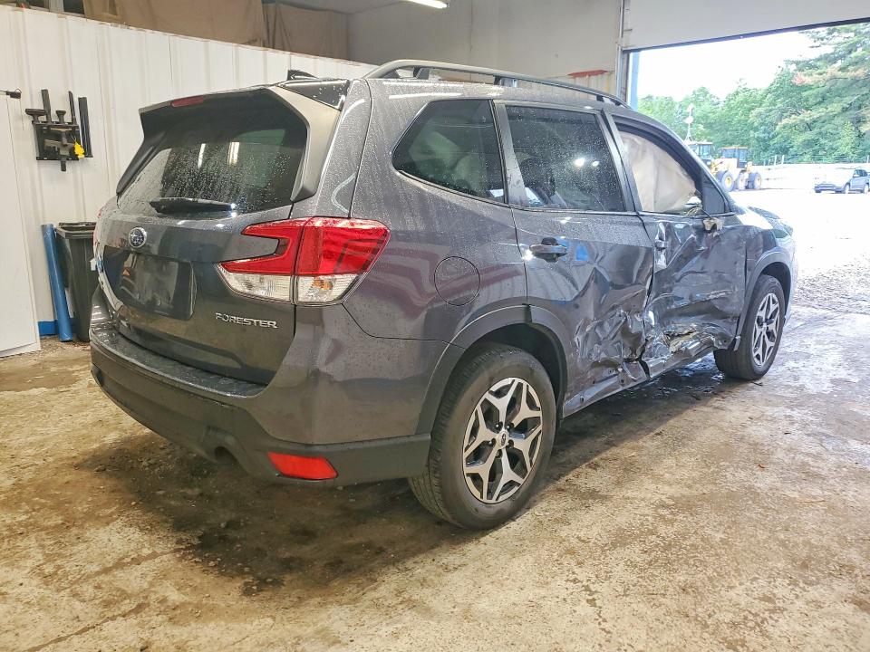 63167136 :رقم المزاد ، JF2SKADC4RH450926 vin ، 2024 Subaru Forester مزاد بيع