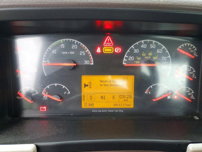 Продаж на аукціоні авто 2014 Volvo Vn, vin: 4V4M19EG4EN182521, номер лоту: 61047296
