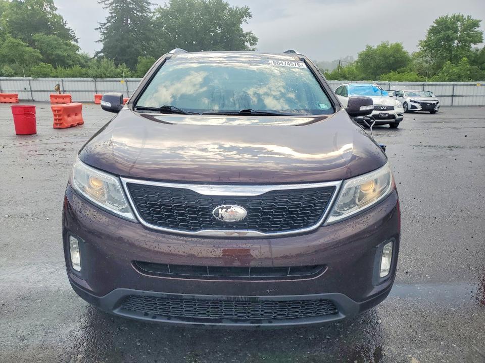 60474576 :رقم المزاد ، 5XYKUDA73FG592397 vin ، 2015 Kia Sorento مزاد بيع