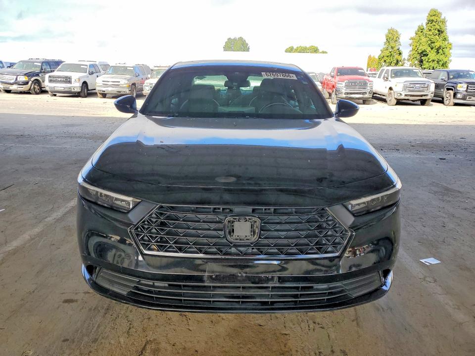 62697866 :رقم المزاد ، 1HGCY2F7XPA070651 vin ، 2023 Honda Accord مزاد بيع