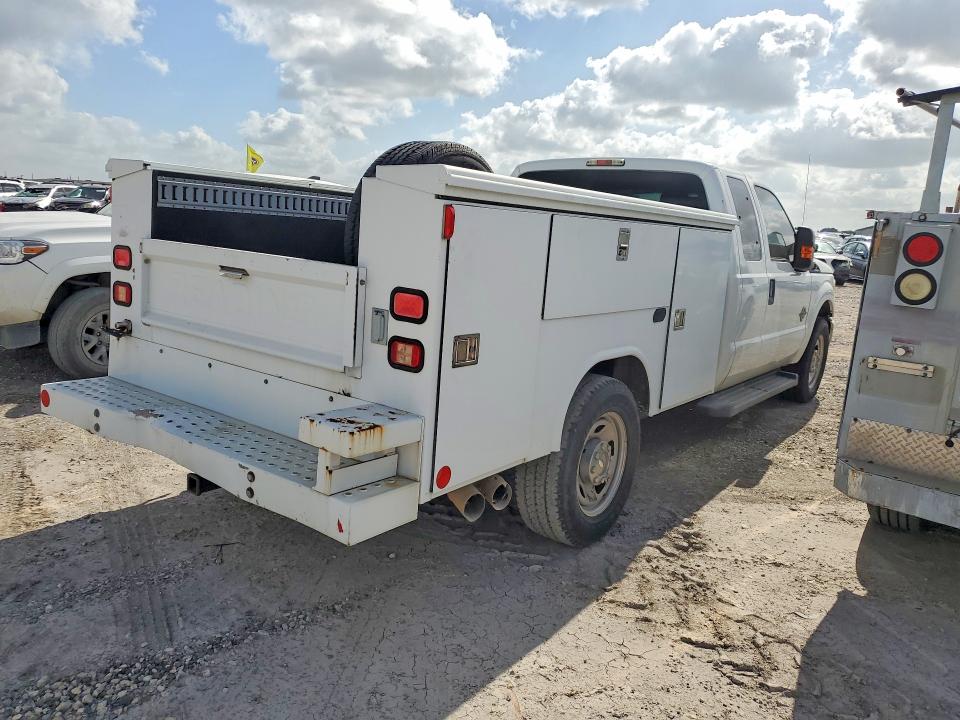 62119686 :رقم المزاد ، 1FD7X3ET7EEA93376 vin ، 2014 Ford F350 مزاد بيع