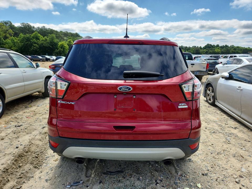 Продажа на аукционе авто 2018 Ford Escape, vin: 1FMCU0HD5JUC39574, номер лота: 60309676