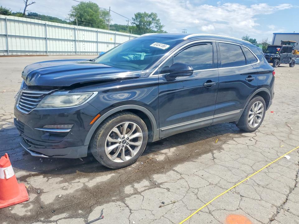 60454186 :رقم المزاد ، 5LMCJ2C96HUL27659 vin ، 2017 Lincoln Mkc مزاد بيع