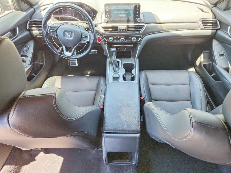 60609186 :رقم المزاد ، 1HGCV1F33LA083171 vin ، 2020 Honda Accord مزاد بيع