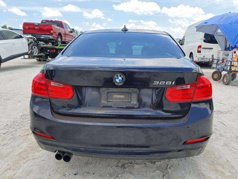 63290676 :رقم المزاد ، WBA3A5C57FF608647 vin ، 2015 Bmw 328 مزاد بيع
