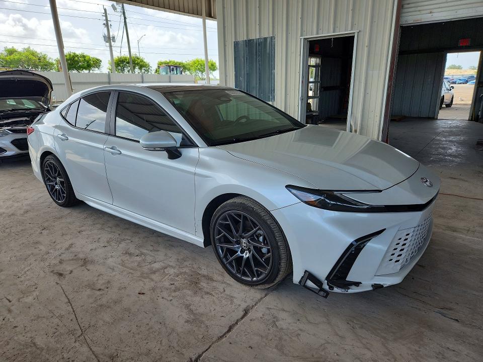 60392276 :رقم المزاد ، 4T1DAACK1SU042590 vin ، 2025 Toyota Camry مزاد بيع