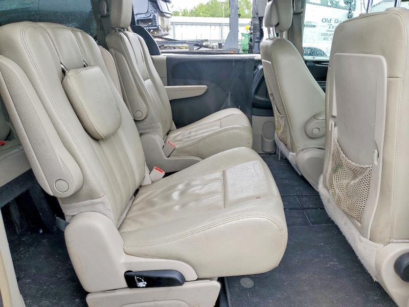 59325576 :رقم المزاد ، 2C4RC1BG1DR593992 vin ، 2013 Chrysler Town & Country مزاد بيع