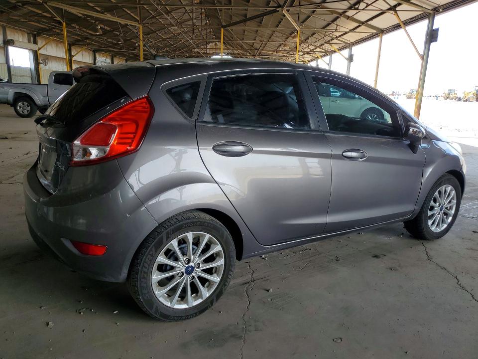 60697596 :رقم المزاد ، 3FADP4EJ9EM182989 vin ، 2014 Ford Fiesta مزاد بيع