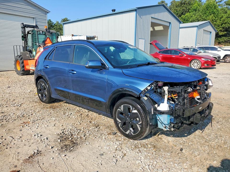 59612716 :رقم المزاد ، KNDCR3L10P5045932 vin ، 2023 Kia Niro مزاد بيع