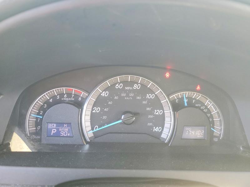 59795576 :رقم المزاد ، 4T1BF1FK9CU158576 vin ، 2012 Toyota Camry مزاد بيع