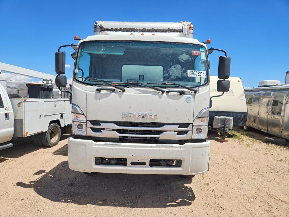 59303216 :رقم المزاد ، 54DK6S1F9NSA50198 vin ، 2022 Isuzu Ftr مزاد بيع