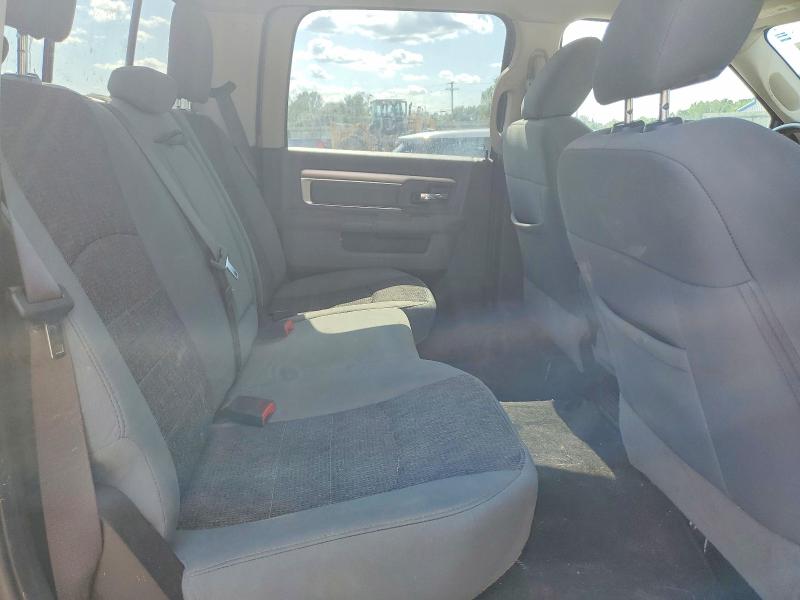 62158086 :رقم المزاد ، 1C6RR7TT8KS588398 vin ، 2019 Ram 1500 Classic مزاد بيع