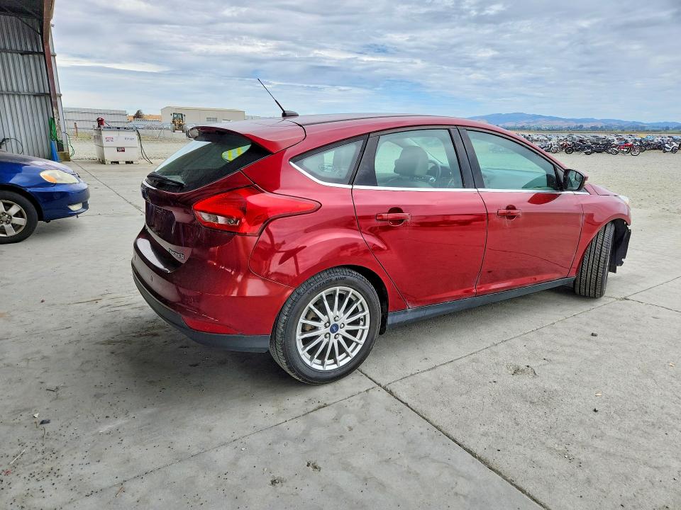 Продажа на аукционе авто 2015 Ford Focus, vin: 1FADP3R43FL222095, номер лота: 61425246