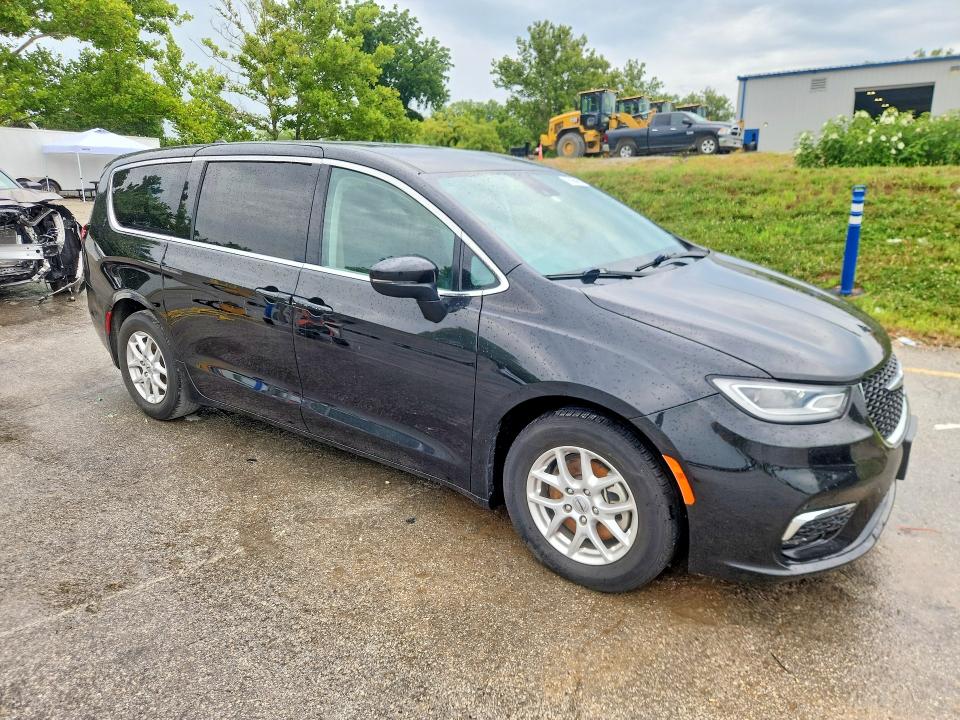 62301676 :رقم المزاد ، 2C4RC1BG5PR615819 vin ، 2023 Chrysler Pacifica مزاد بيع