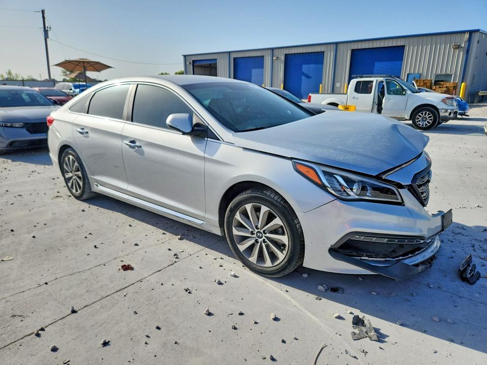 2015 Hyundai Sonata მანქანა იყიდება აუქციონზე, vin: 5NPE34AF1FH106167, აუქციონის ნომერი: 61711676