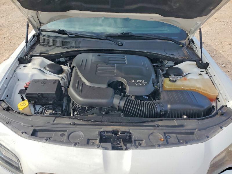 58205726 :رقم المزاد ، 2C3CCABG0HH668994 vin ، 2017 Chrysler 300 مزاد بيع