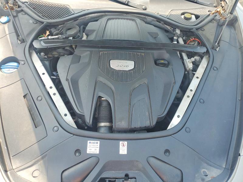 60658076 :رقم المزاد ، WP0AA2A71HL102782 vin ، 2017 Porsche Panamera مزاد بيع