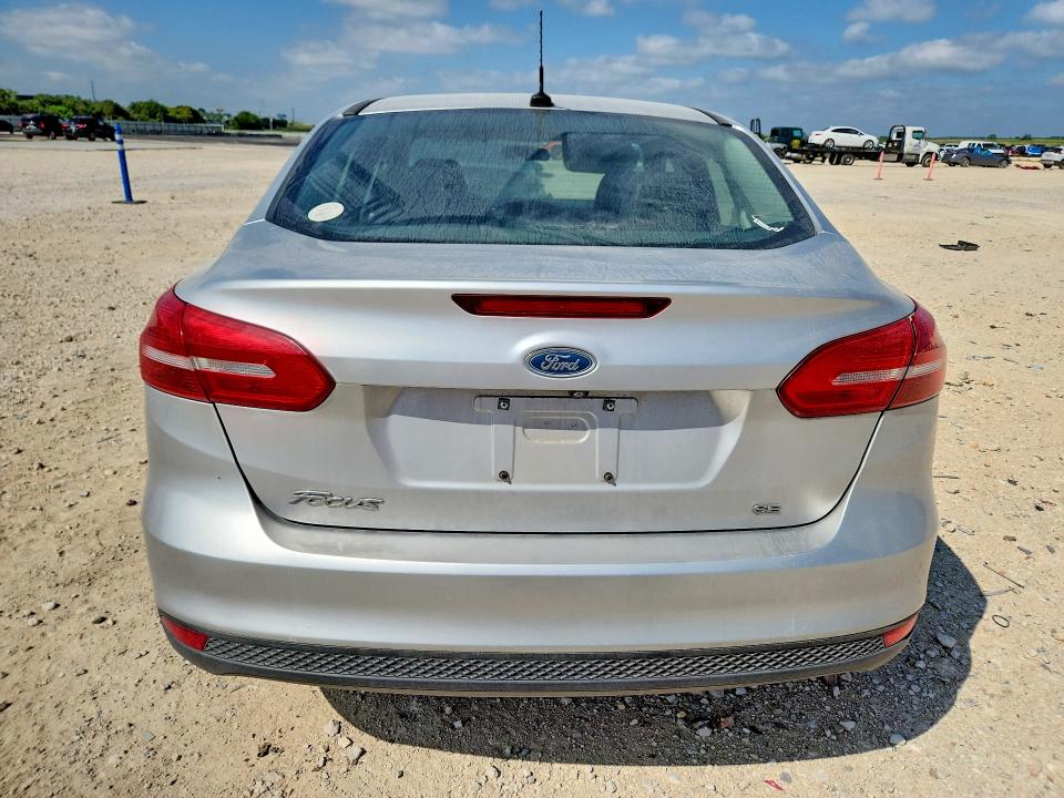 62622296 :رقم المزاد ، 1FADP3F21HL320189 vin ، 2017 Ford Focus مزاد بيع