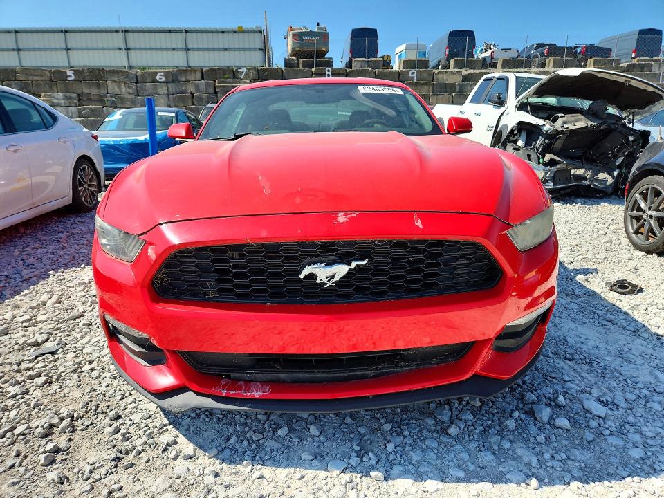62405066 :رقم المزاد ، 1FA6P8AM3F5348835 vin ، 2015 Ford Mustang مزاد بيع