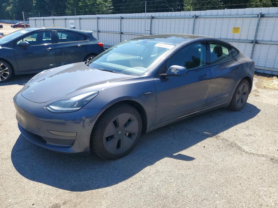 2023 Tesla Model 3 მანქანა იყიდება აუქციონზე, vin: 5YJ3E1EA8PF690582, აუქციონის ნომერი: 59867636