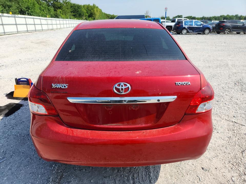 62153156 :رقم المزاد ، JTDBT4K31B1405165 vin ، 2011 Toyota Yaris مزاد بيع