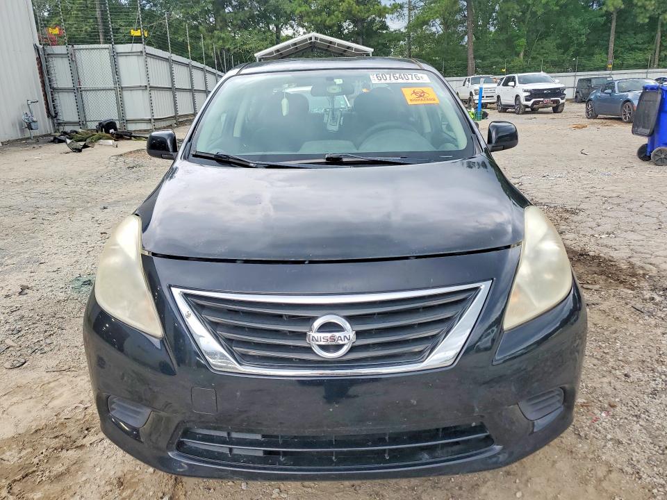 60764076 :رقم المزاد ، 3N1CN7AP2EL840894 vin ، 2014 Nissan Versa مزاد بيع