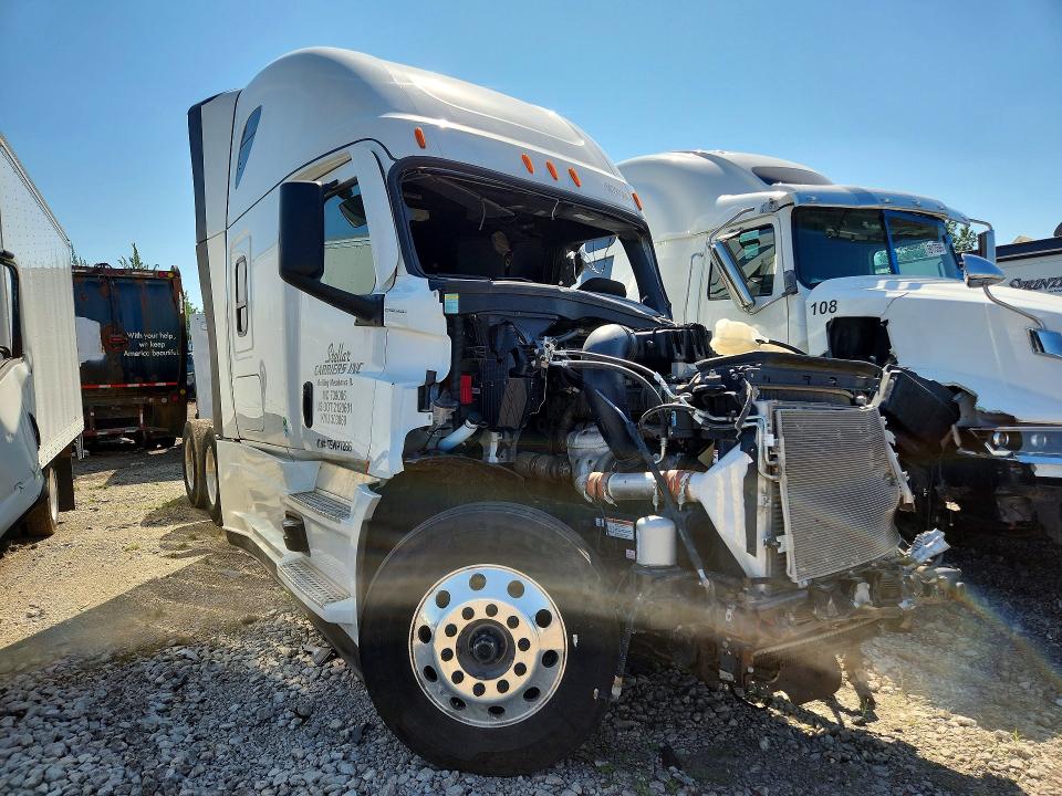 Продажа на аукционе авто 2026 Freightliner Cascadia 126, vin: 3AKJHHDR1TSWP7286, номер лота: 61210646