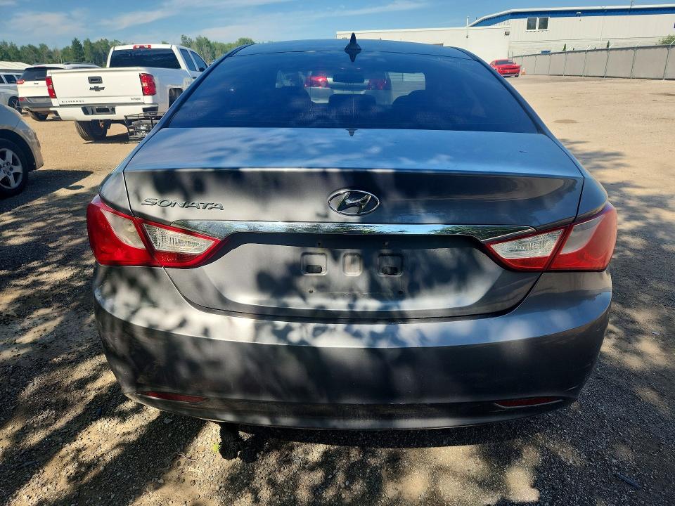 60327246 :رقم المزاد ، 5NPEB4ACXCH327240 vin ، 2012 Hyundai Sonata مزاد بيع