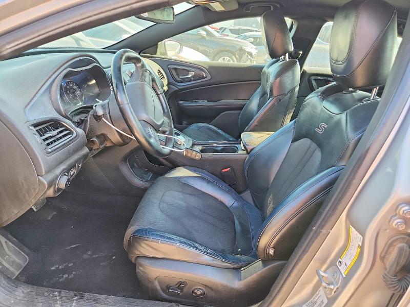 59694096 :رقم المزاد ، 1C3CCCBB7FN555984 vin ، 2015 Chrysler 200 مزاد بيع