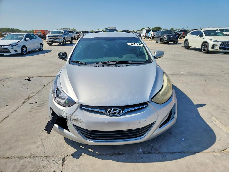 Продаж на аукціоні авто 2016 Hyundai Elantra, vin: 5NPDH4AE0GH711979, номер лоту: 63200416