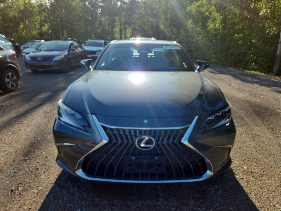 61196976 :رقم المزاد ، 58AFZ1B15RU162115 vin ، 2024 Lexus Es مزاد بيع