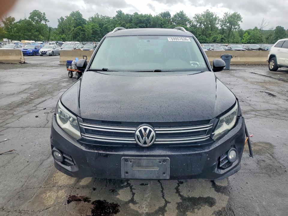 2015 Volkswagen Tiguan მანქანა იყიდება აუქციონზე, vin: WVGAV7AX9FW538093, აუქციონის ნომერი: 59957636