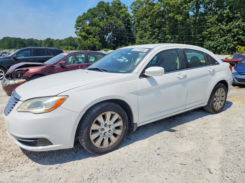 63194986 :رقم المزاد ، 1C3CCBAB2CN131054 vin ، 2012 Chrysler 200 مزاد بيع