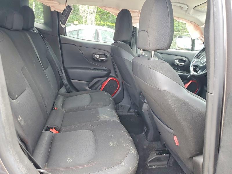 60121026 :رقم المزاد ، ZACCJBCB9HPG57971 vin ، 2017 Jeep Renegade مزاد بيع