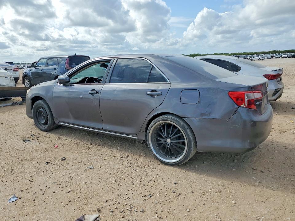 60775466 :رقم المزاد ، 4T4BF1FK2ER427297 vin ، 2014 Toyota Camry مزاد بيع