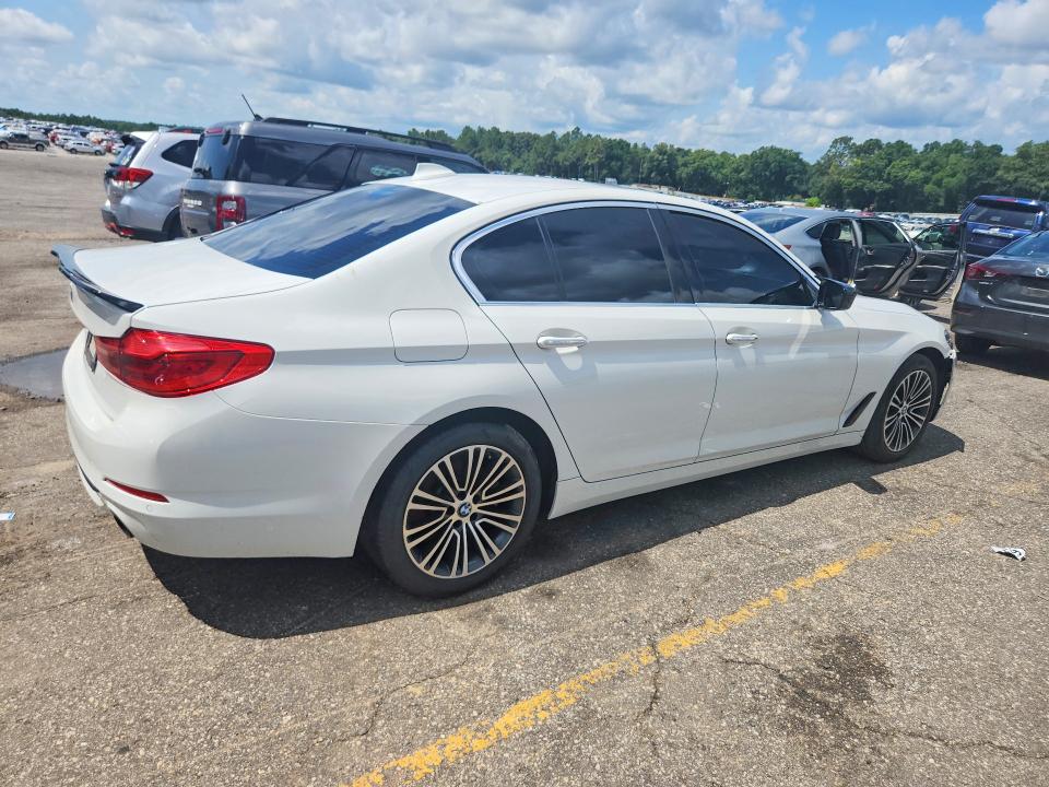 59737206 :رقم المزاد ، WBAJA5C53JWA36639 vin ، 2018 Bmw 530 مزاد بيع