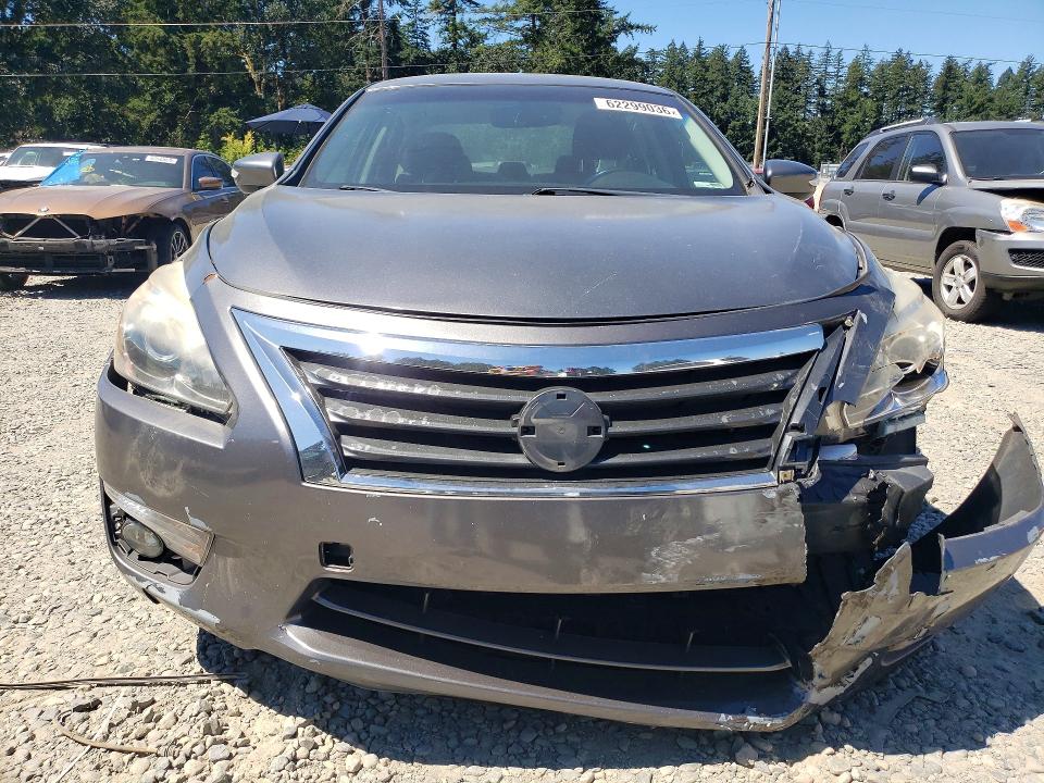 2015 Nissan Altima მანქანა იყიდება აუქციონზე, vin: 1N4AL3AP8FC142957, აუქციონის ნომერი: 62299036