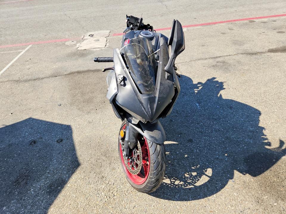 2021 Honda Cbr1000 მანქანა იყიდება აუქციონზე, vin: JH2SC7718MK400025, აუქციონის ნომერი: 61014716