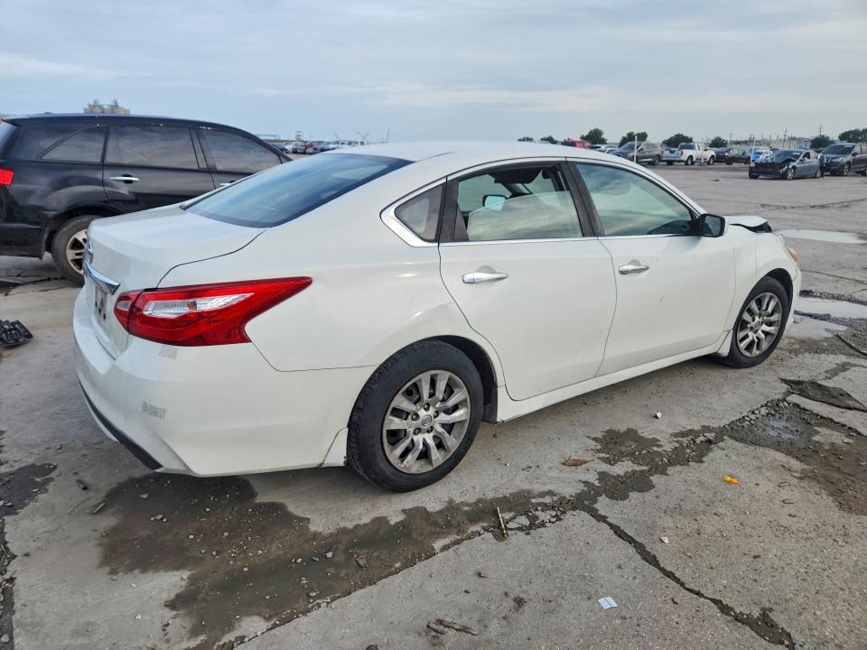 Продажа на аукционе авто 2017 Nissan Altima, vin: 1N4AL3AP8HC259067, номер лота: 59895846